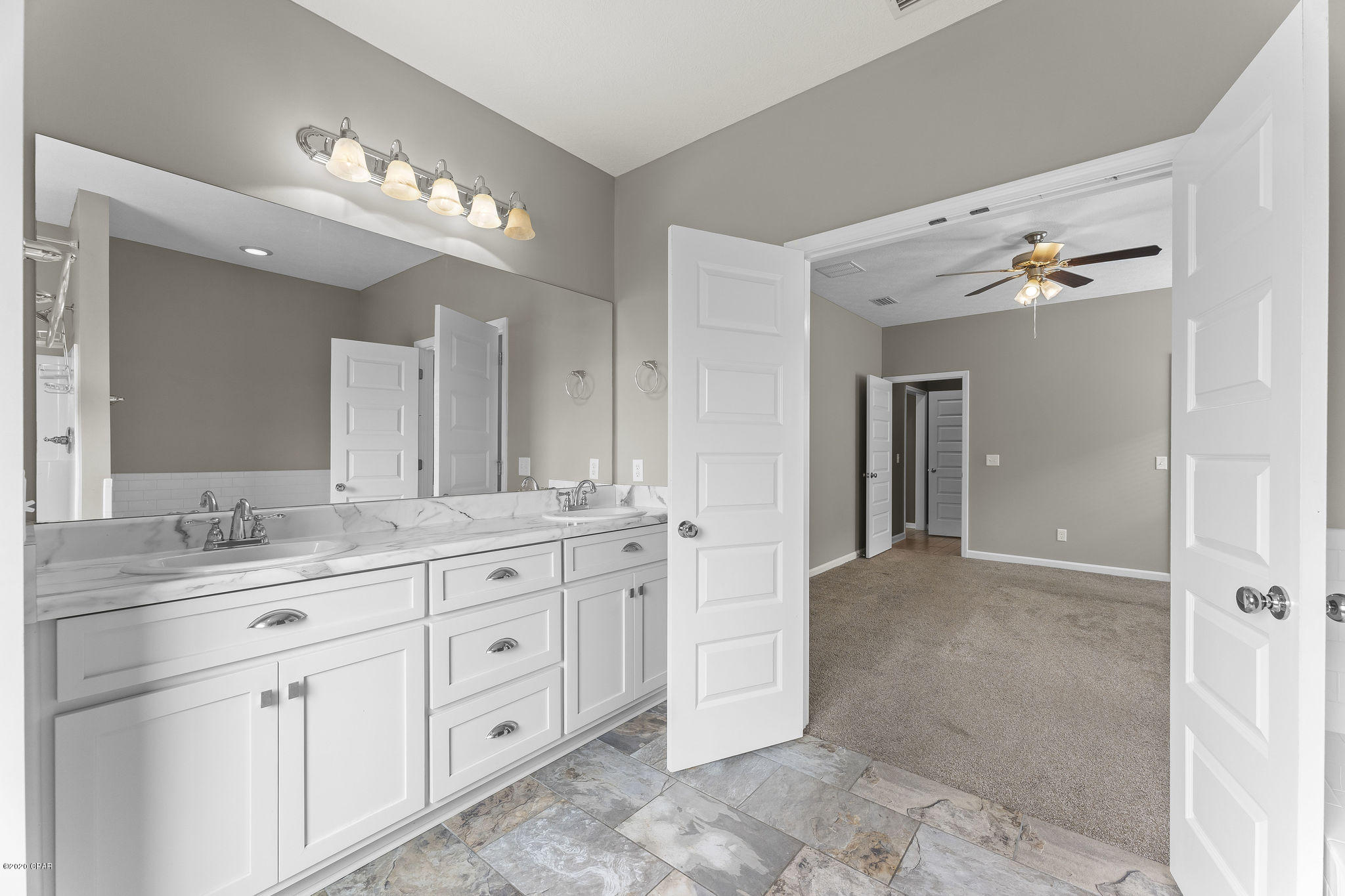 Hidden Lagoon - Residential