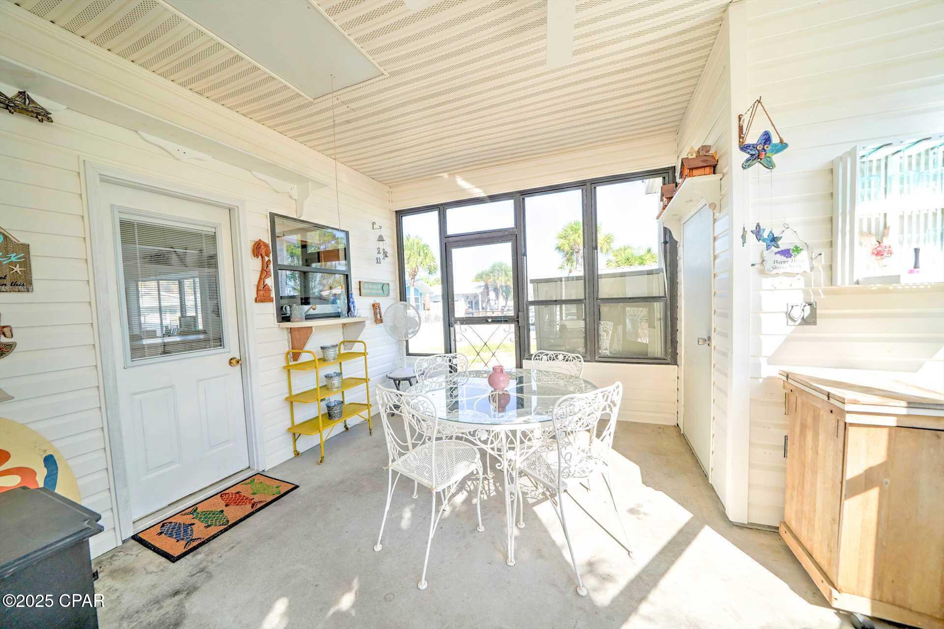 Venture Out Travel Trail - Residential