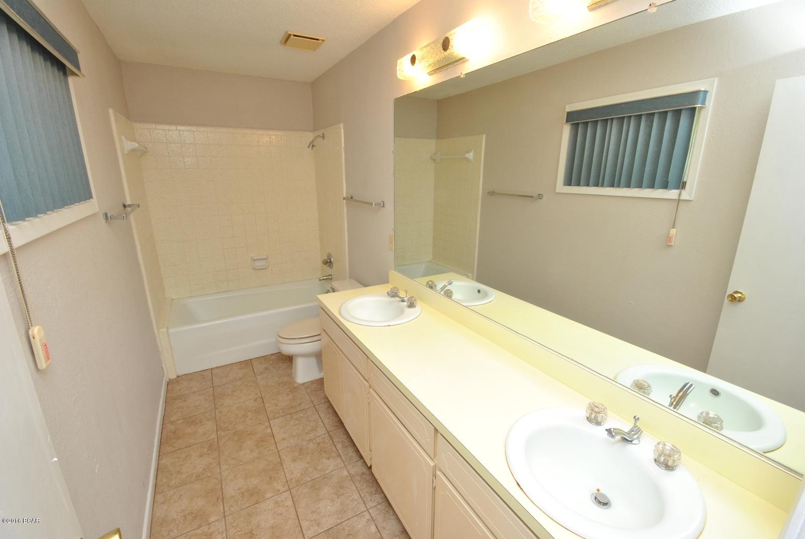 Northwoods Estates 1st Add - Residential