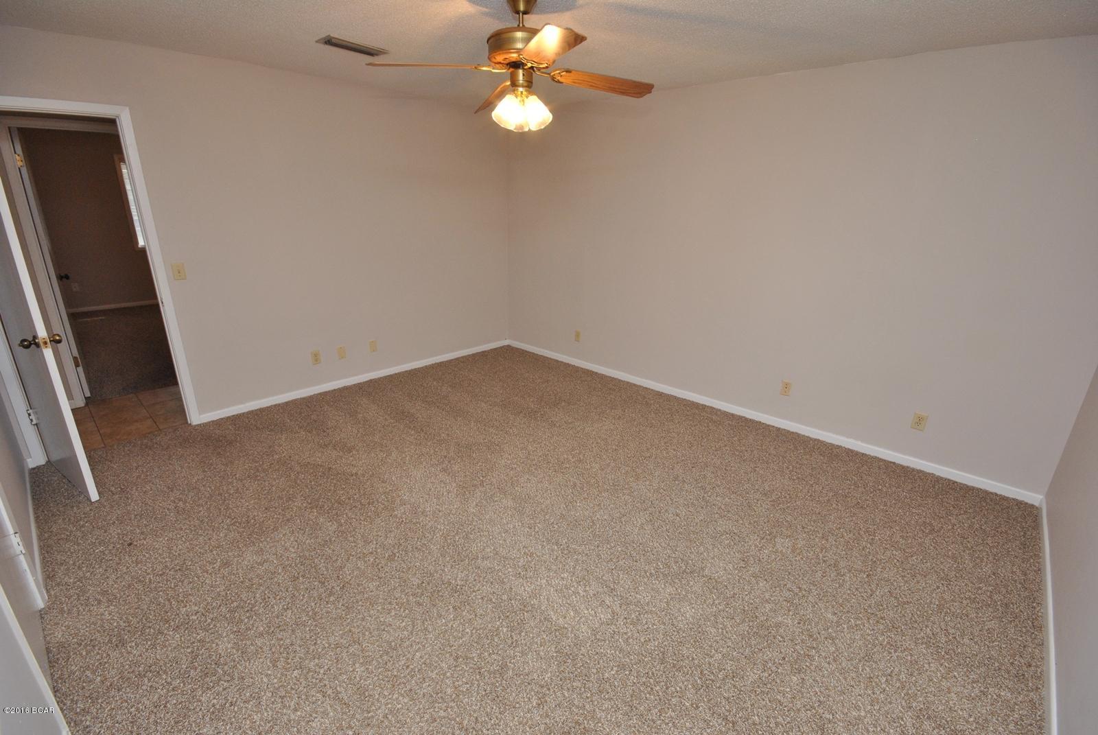 Northwoods Estates 1st Add - Residential