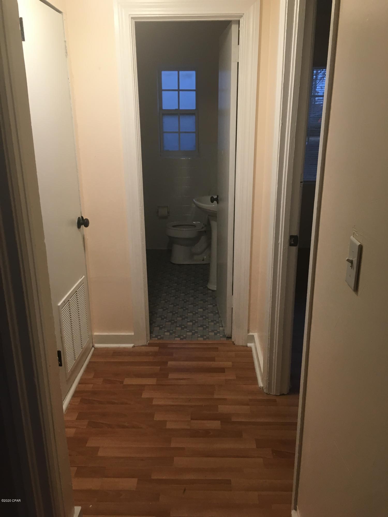 [No Recorded Subdiv] - Residential Lease