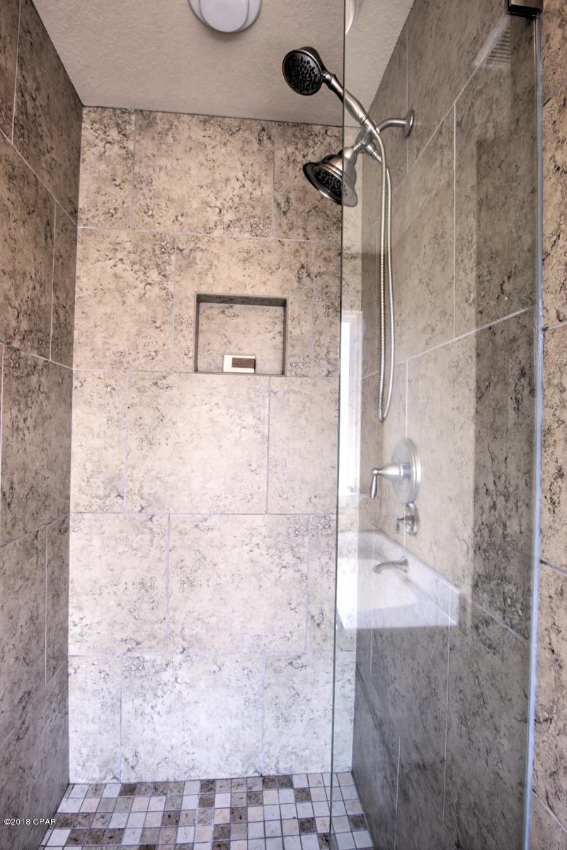 Turtle Cove At Lake Powell - Residential