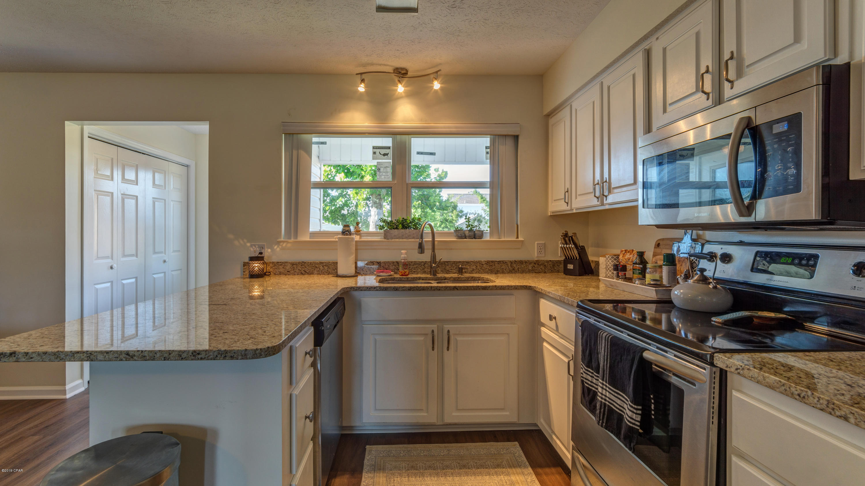 Belaire Estates U-6 - Residential