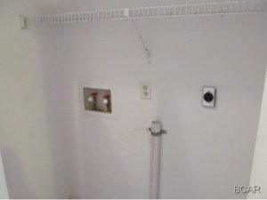 Holiday Beach Unit 7 - Residential Lease