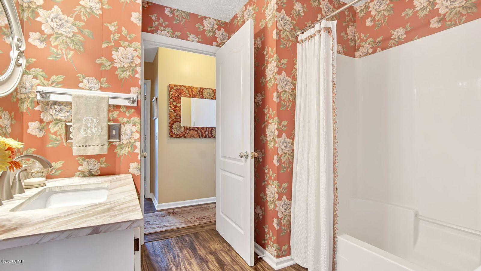 Highway 22 West Estates - Residential