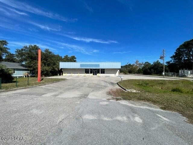 Kelly's - Commercial Sale