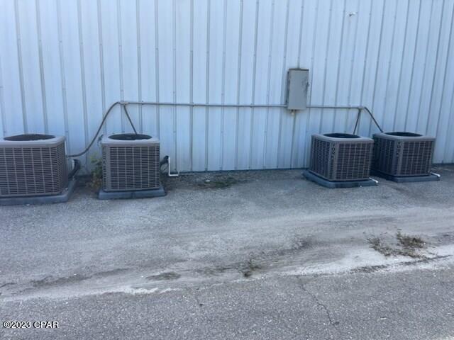 Kelly's - Commercial Sale