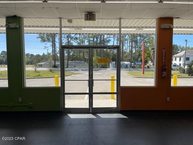 Kelly's - Commercial Sale