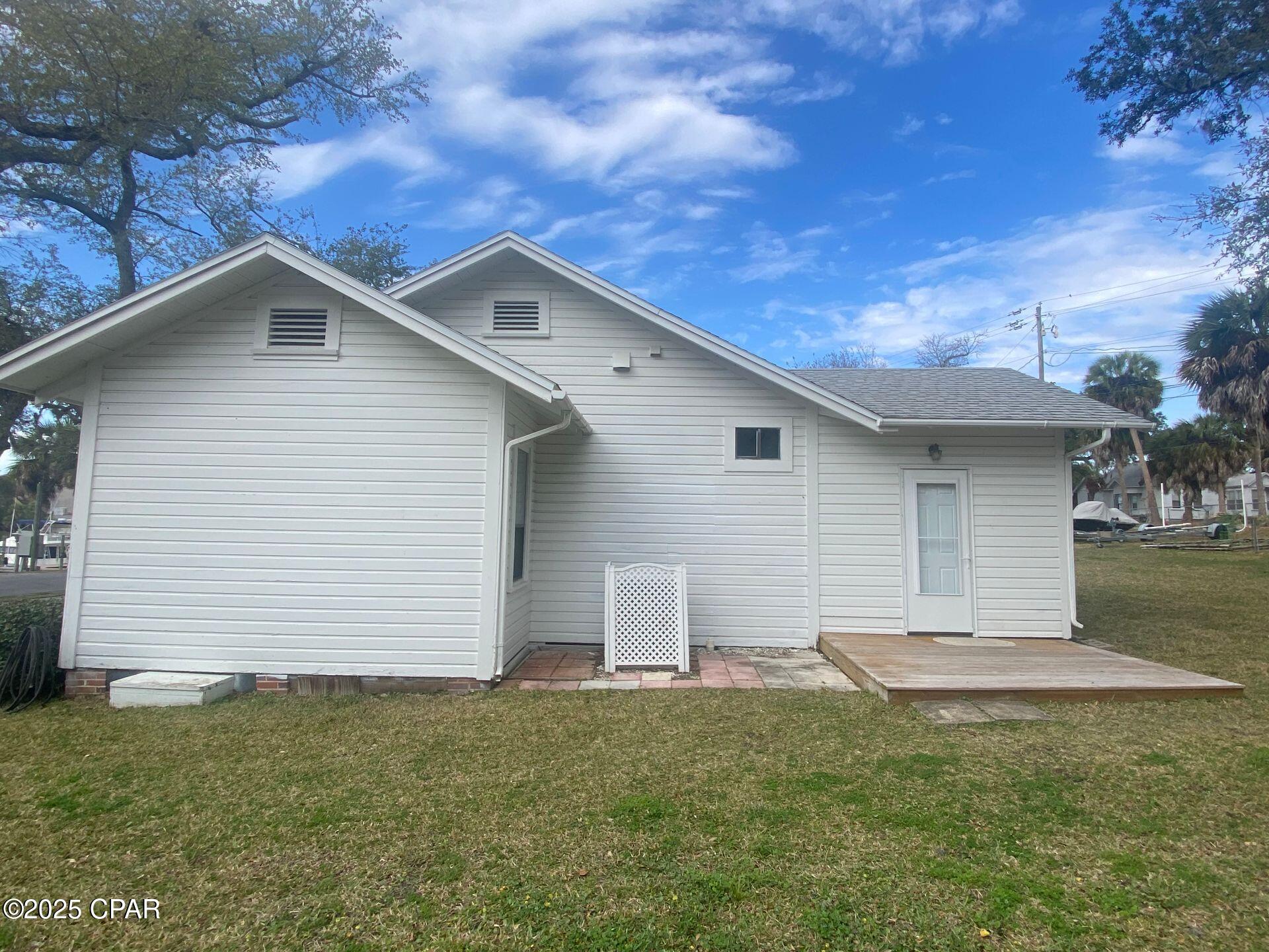 [No Recorded Subdiv] - Residential Lease