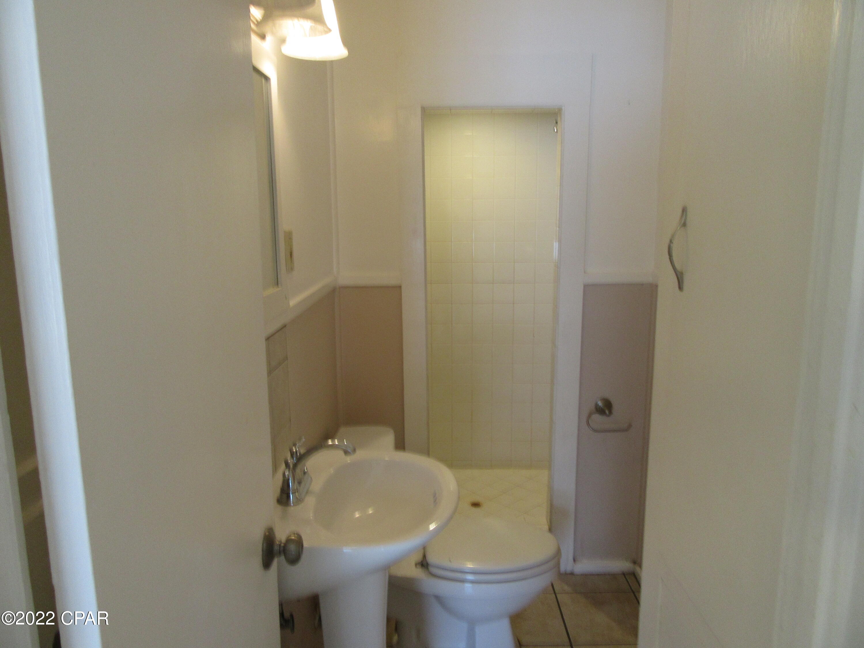 [No Recorded Subdiv] - Residential Lease