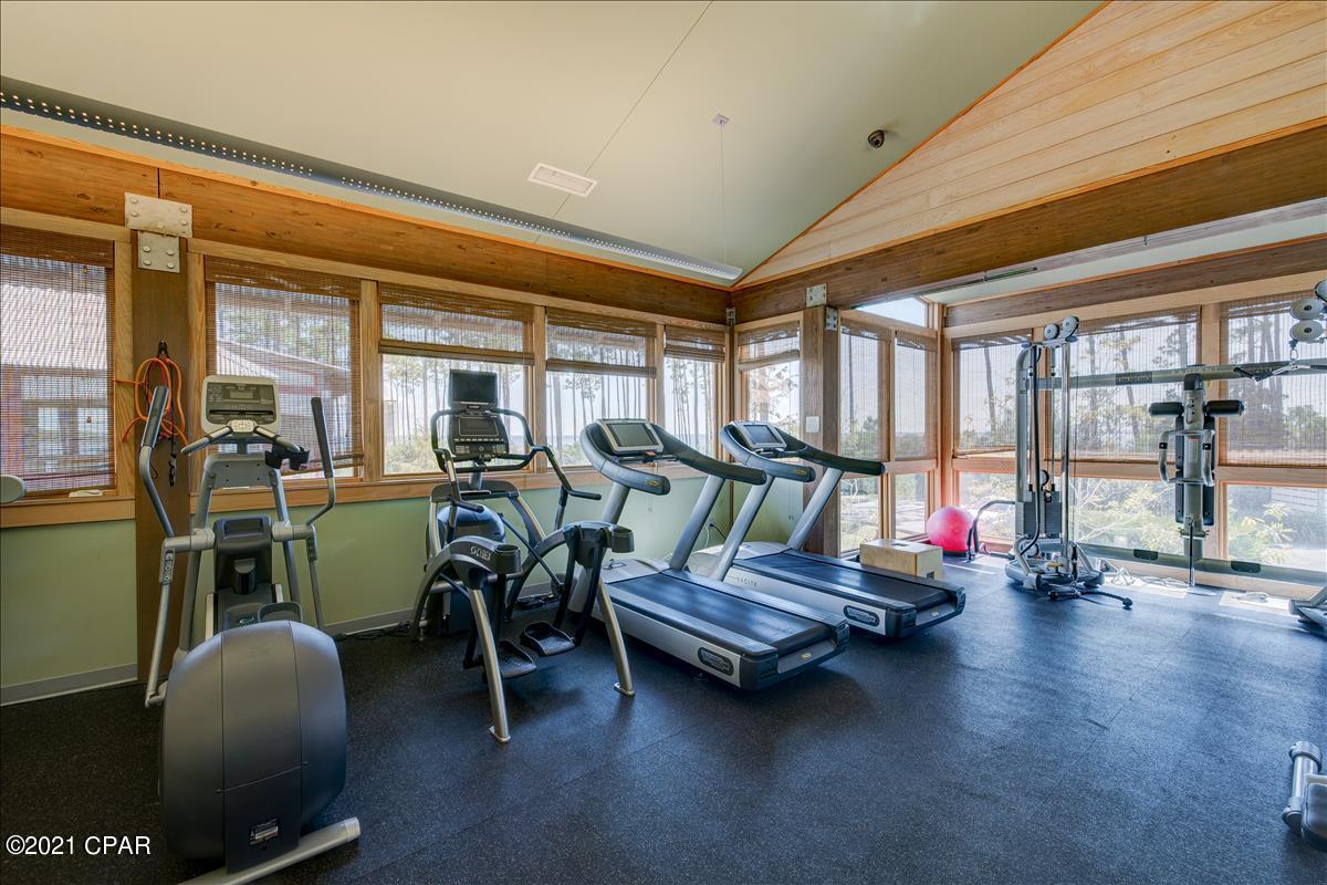 Rivercamps On Crooked Creek - Land