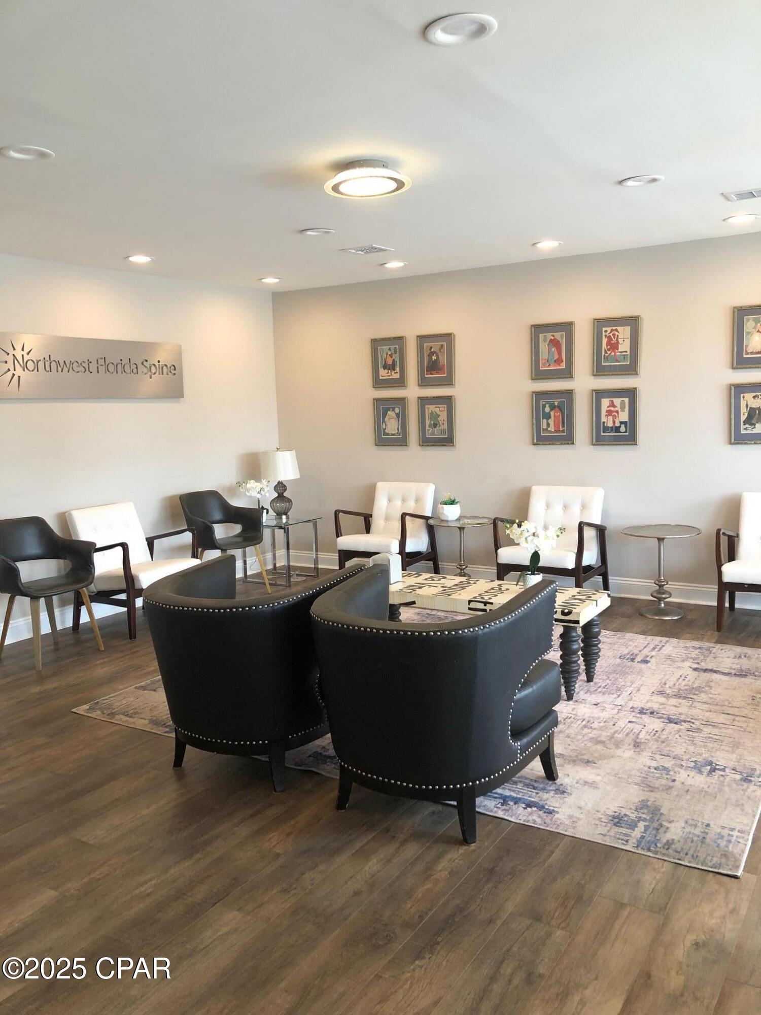 [No Recorded Subdiv] - Commercial Sale