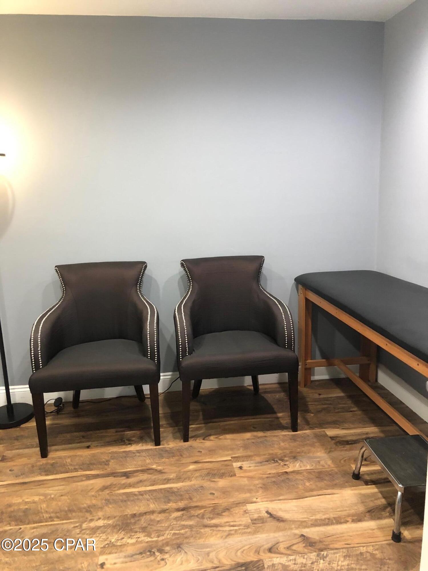 [No Recorded Subdiv] - Commercial Sale