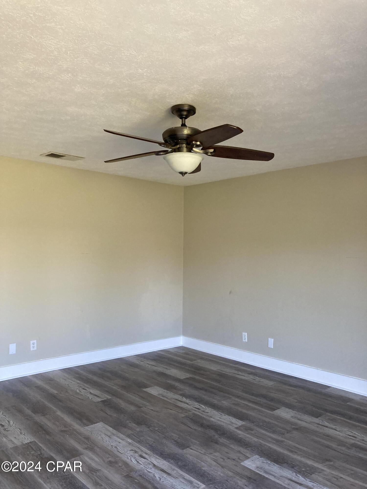 Belaire Estates Replat - Residential