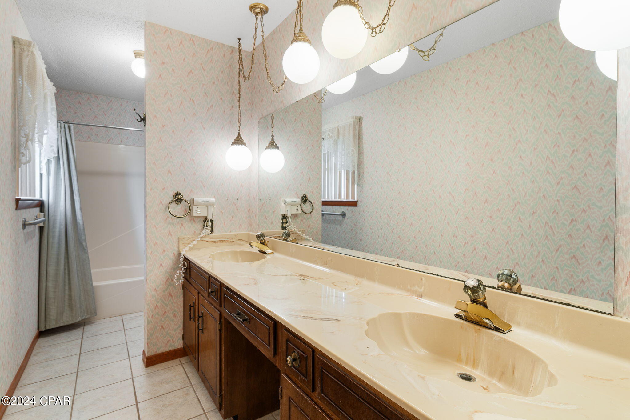 St A B Dev Co - Residential