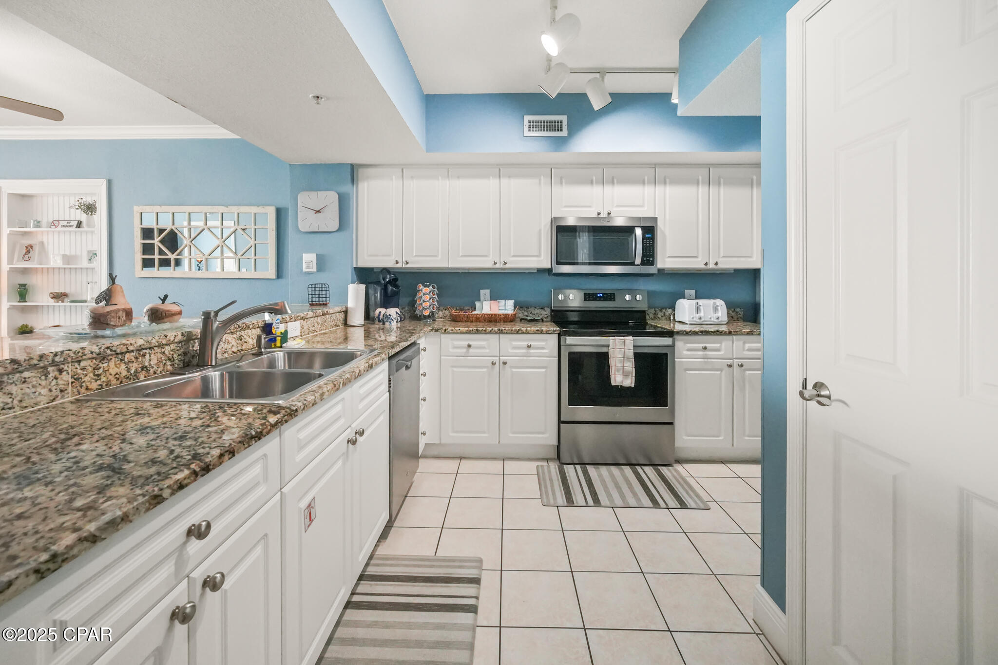 Emerald Beach Resort - Residential