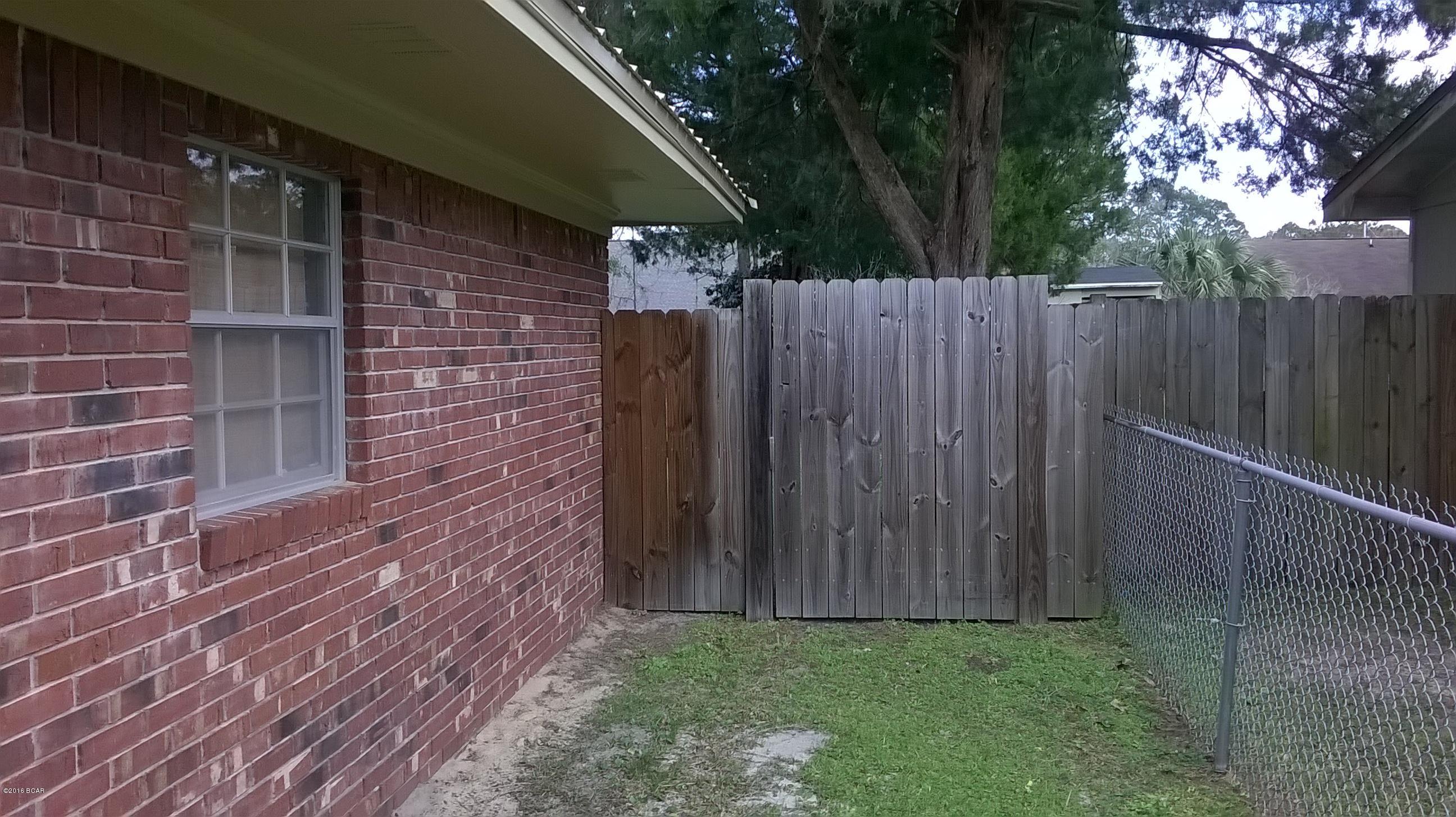 Prows Lynn Haven Replat - Residential