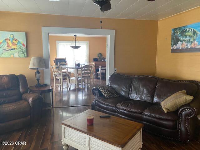 Pinecrest Add. - Residential