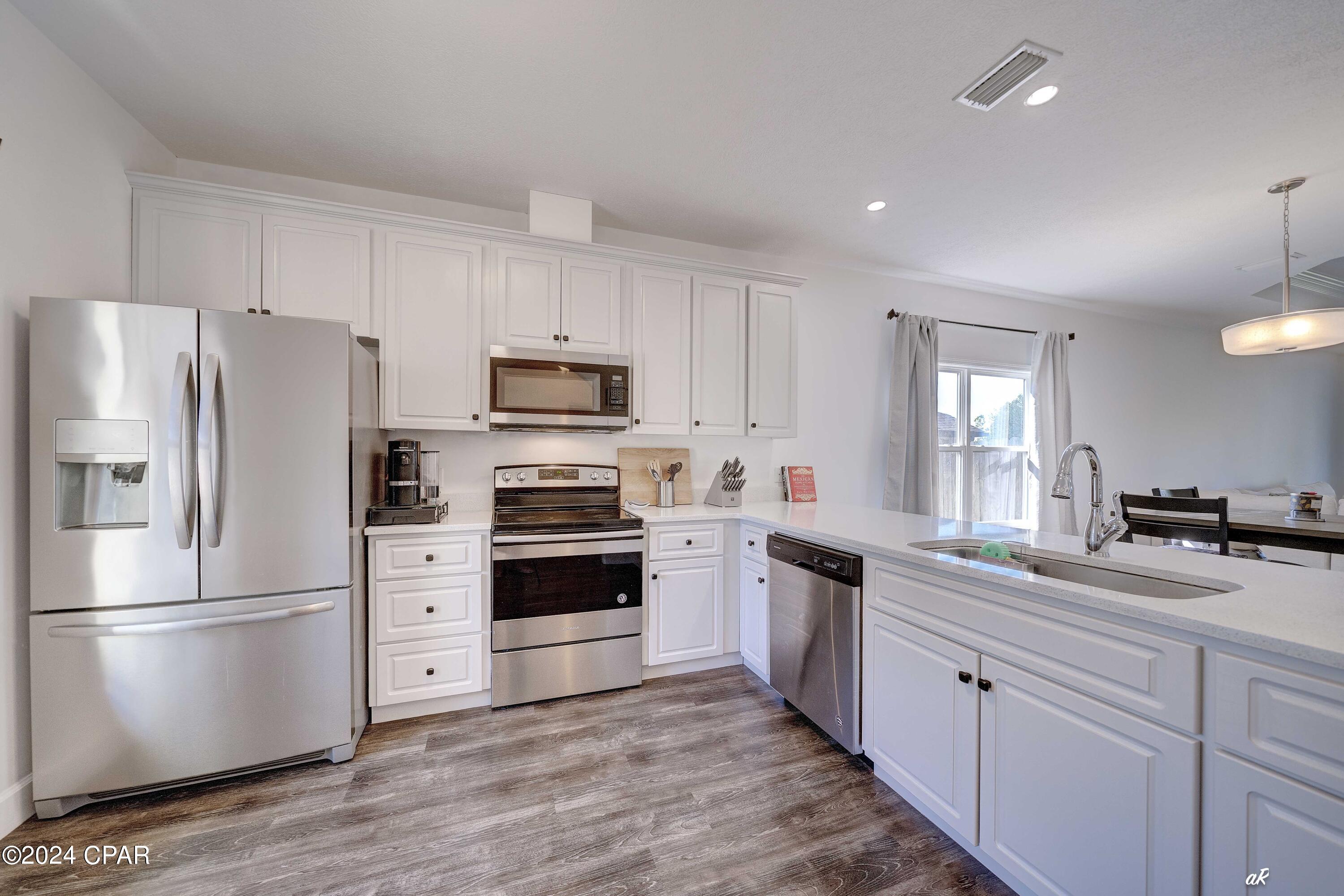 Hiland Park - Residential Lease