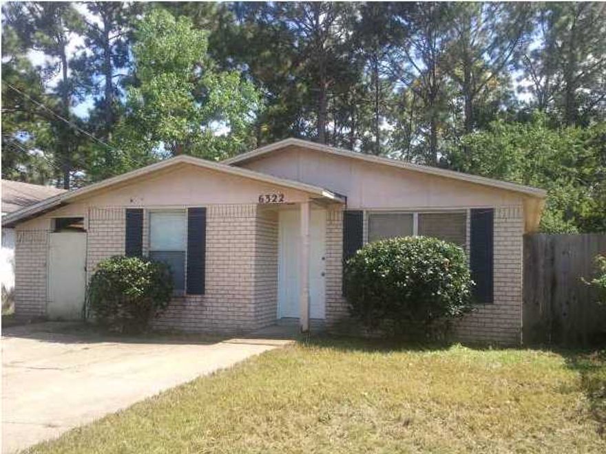 3 bedroom, 2 bathroom house for rent near TAFB. Eat in kitchen, fenced backyard, washer & dryer included. Great value for a 3/2.