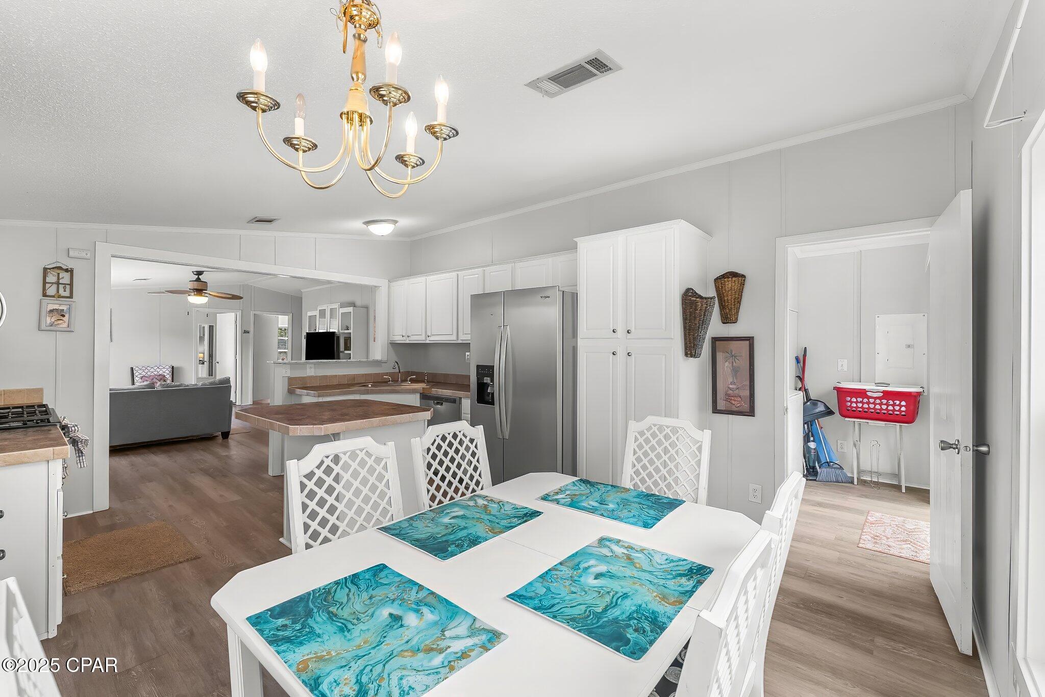 Laguna Beach 8th Add - Residential