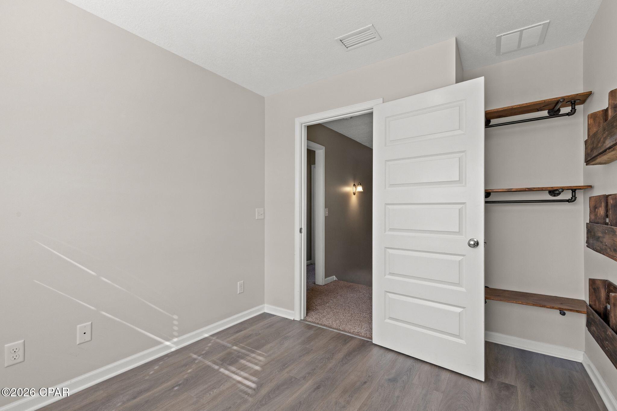 Hidden Lagoon - Residential