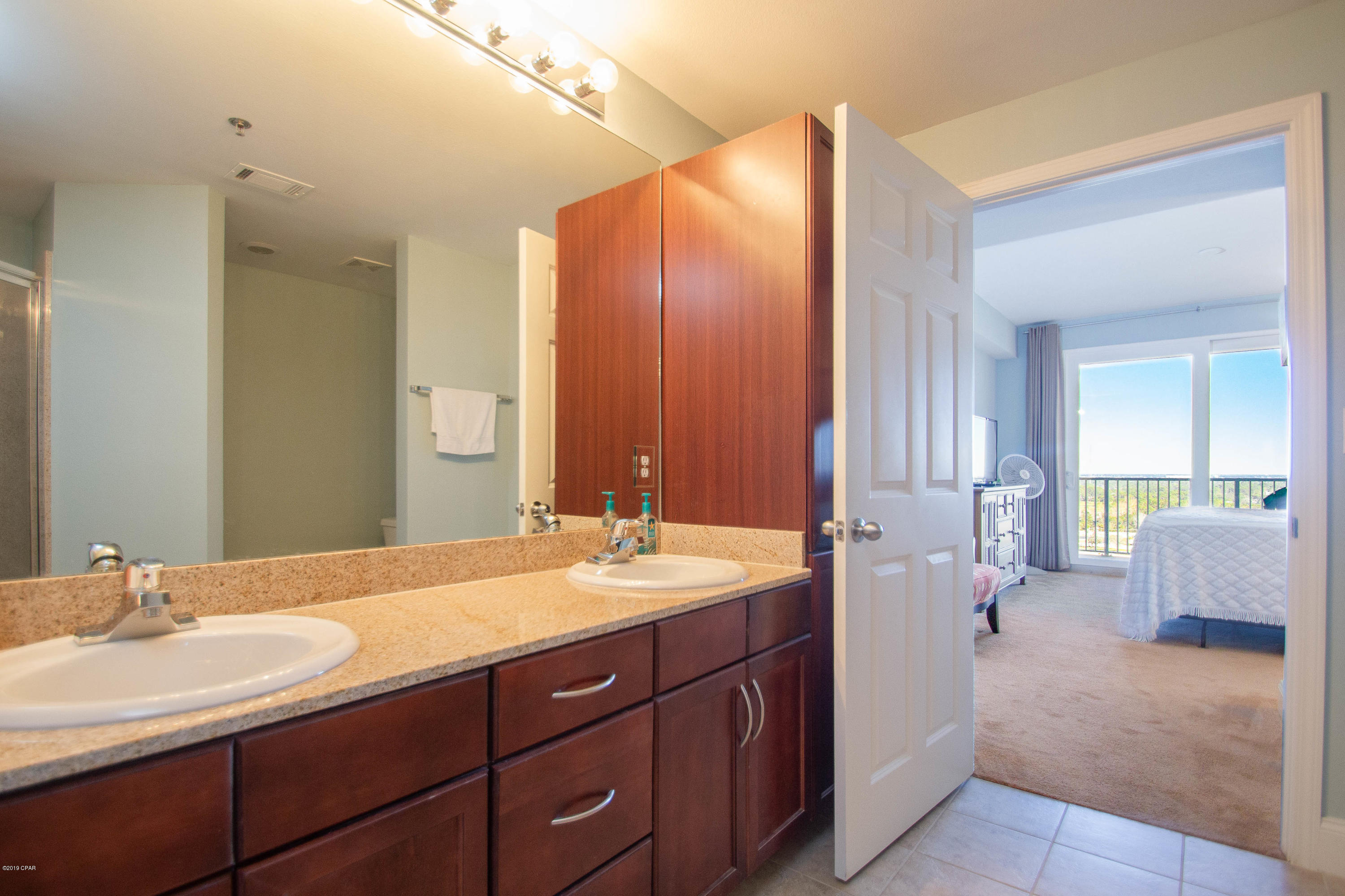 Laketown Wharf - Residential