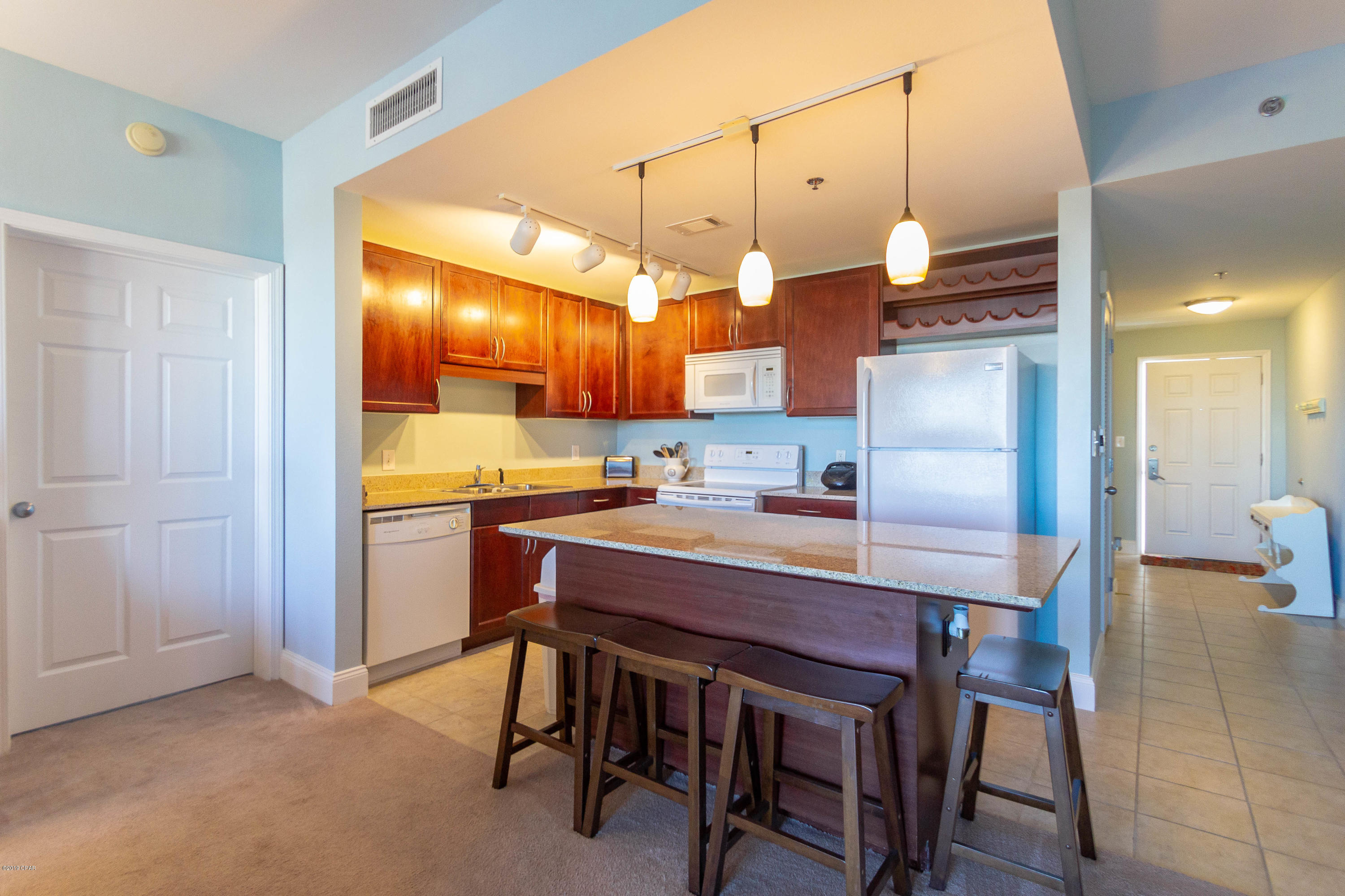 Laketown Wharf - Residential