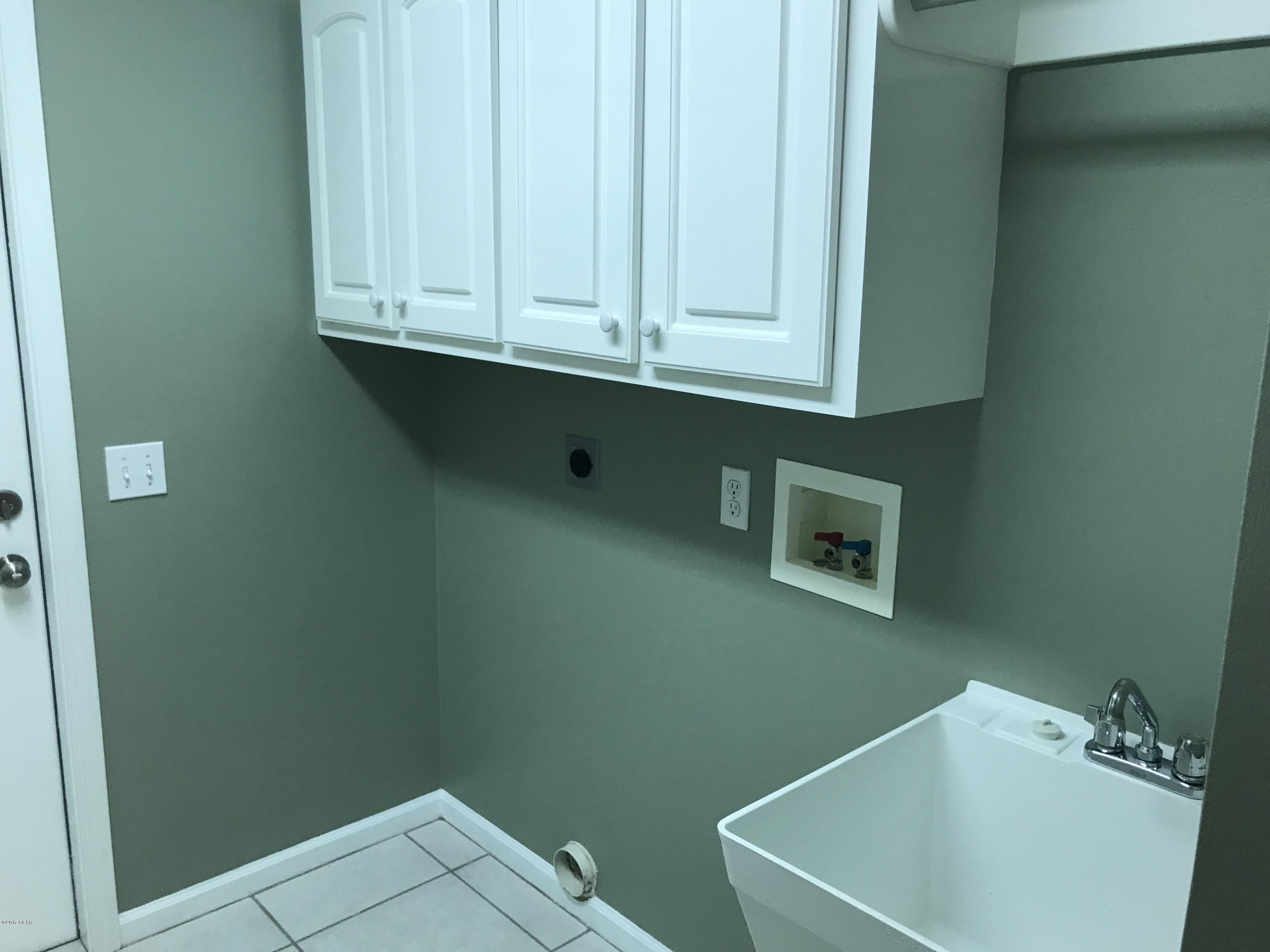 Hidden Pines Phase I - Residential Lease