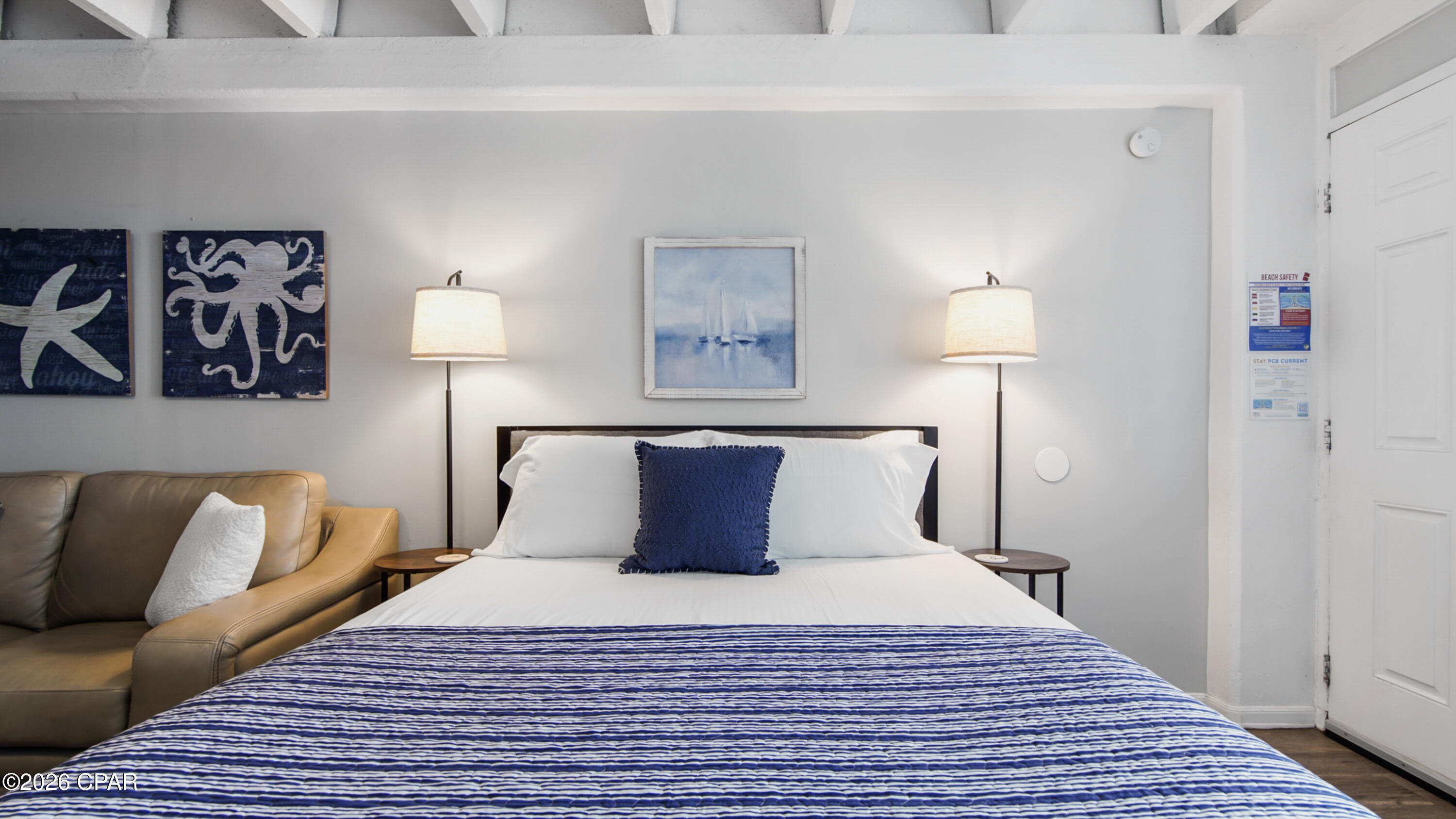 Fontainebleau Terrace - Residential