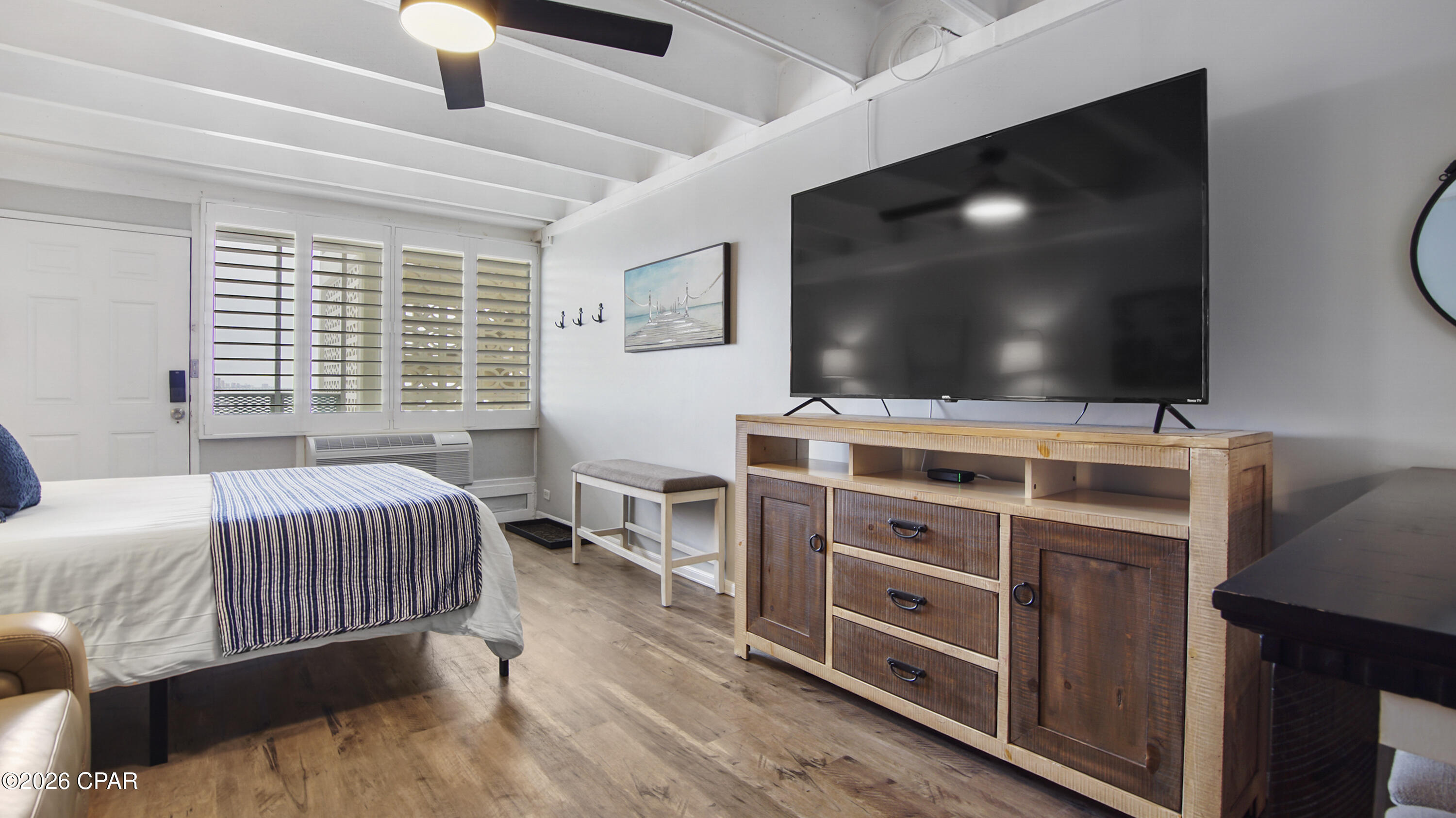 Fontainebleau Terrace - Residential