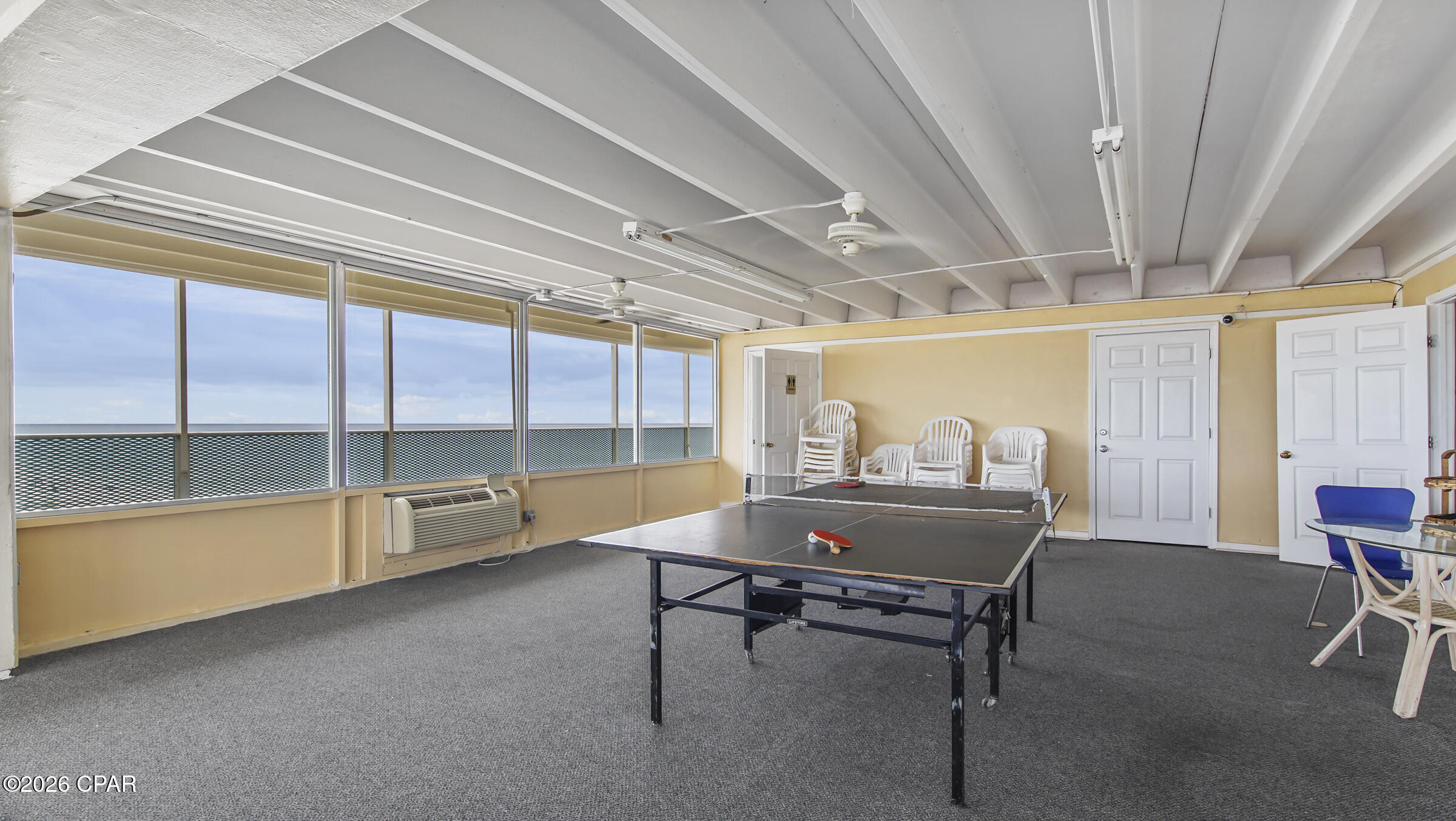 Fontainebleau Terrace - Residential