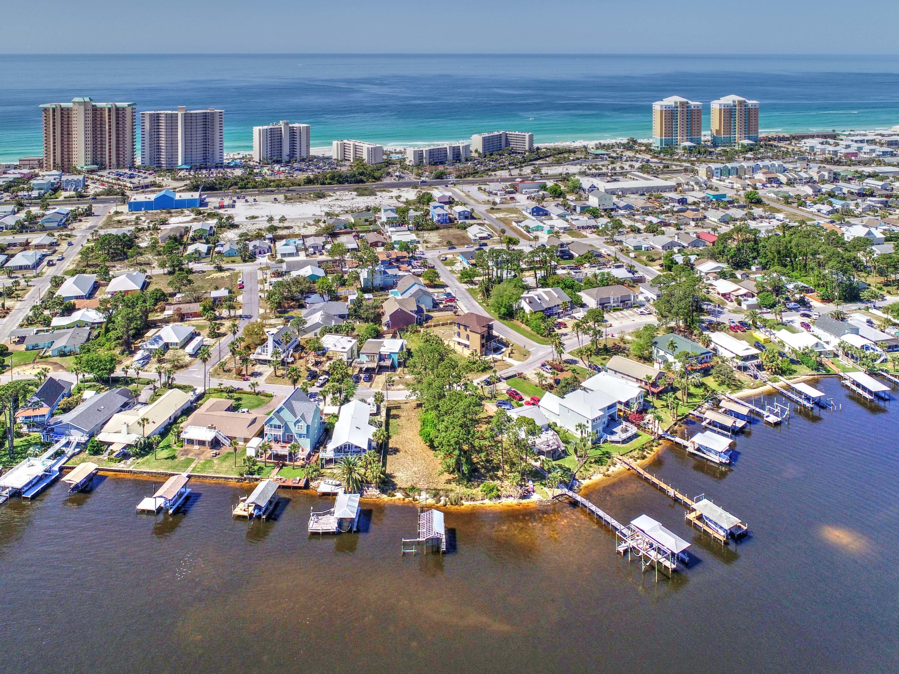 [No Recorded Subdiv] - Land