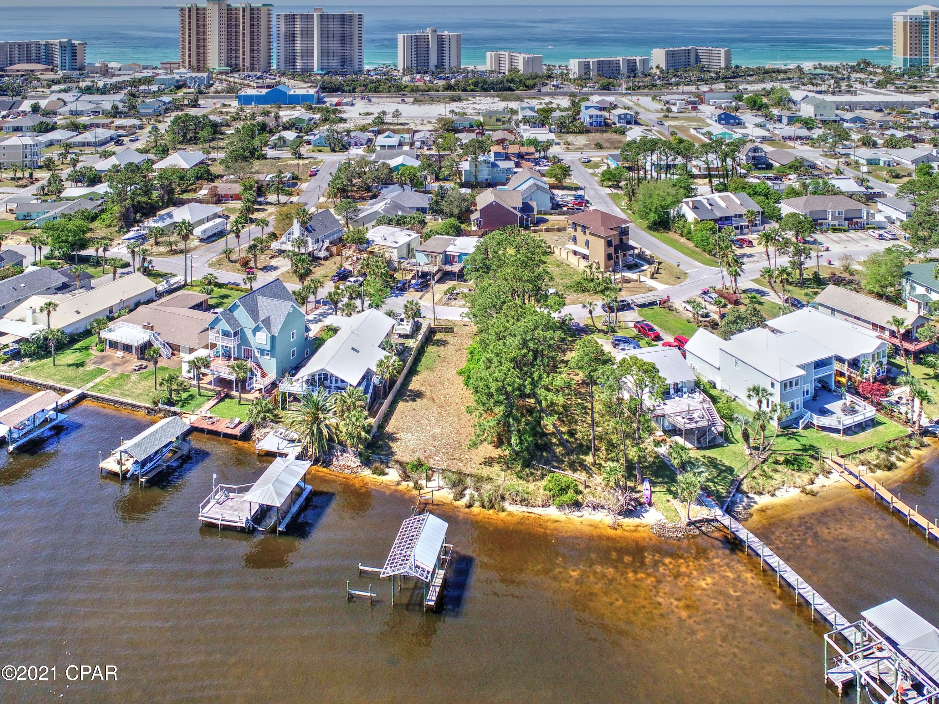 [No Recorded Subdiv] - Land