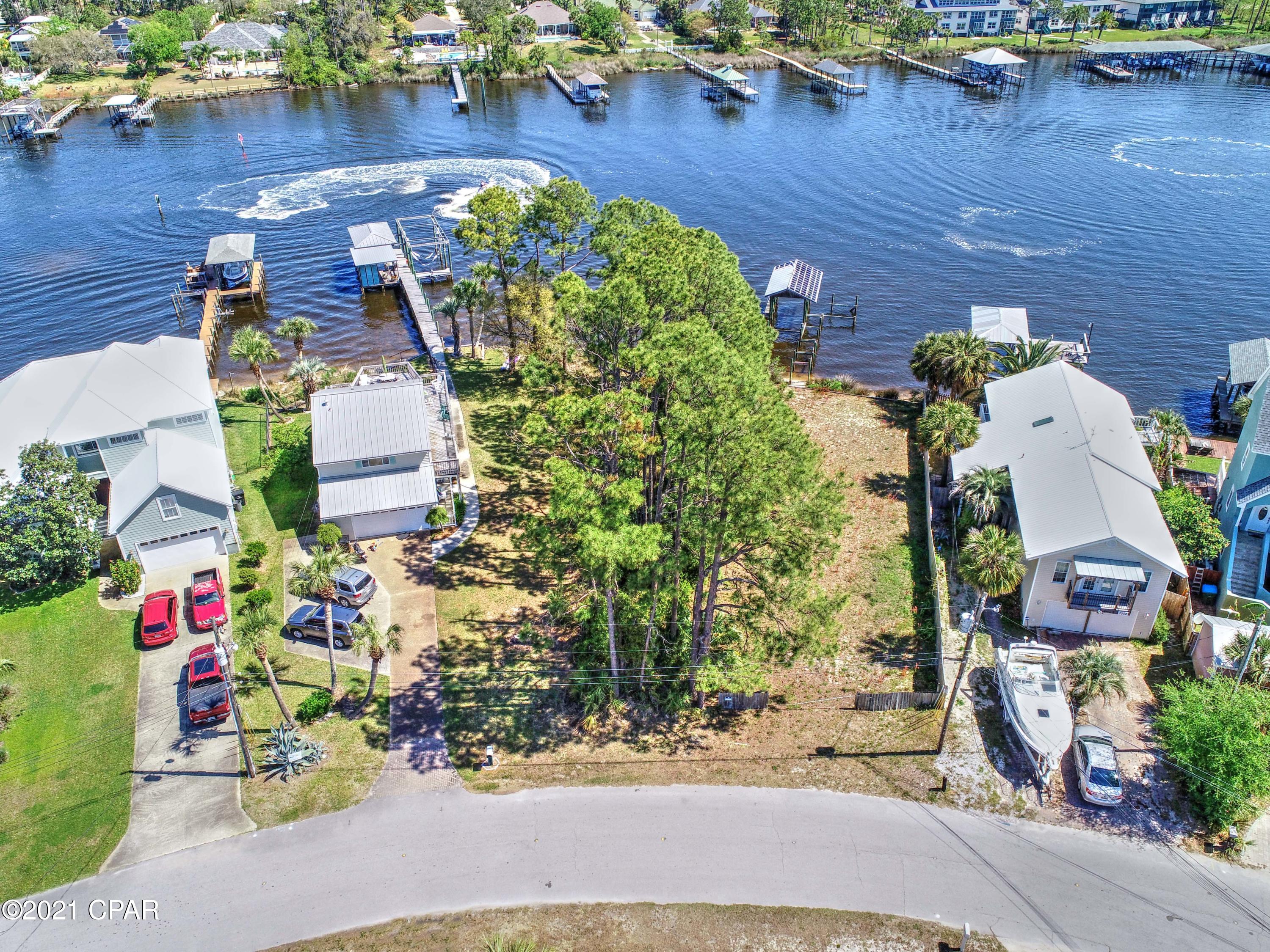 [No Recorded Subdiv] - Land