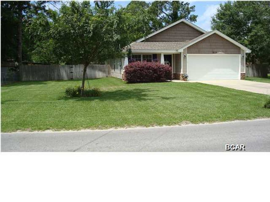 3/2 home in desirable Lynn Haven. This meticulously maintained one owner home boasts cathedral ceilings, breakfast bar, stainless steel appliances and much more!