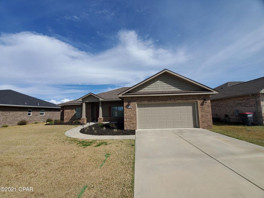 Home features an open floor plan with 9 foot tray ceilings in the great room, a large kitchen with island, granite counter tops, and stainless appliances, and dining room. The spacious master suite features tray ceilings, as well as master bath with double vanities, separate walk-in shower and soaking tub, and large walk-in closet. The split bedroom floor plan has the other three spacious bedrooms and bathroom on the other side of the home. Other upgraded interior features include tile flooring, recessed lighting, custom cabinetry, wainscoting, distinctive lighting fixtures and upgraded ceiling fans. Exterior includes brick siding, 2 car garage, covered porch and sprinkler system. Pet negotiable with $500 non-refundable pet fee. Cedar Park features a landscaped entrance, two parks, pavilion, playground, underground utilities, custom street lighting and sidewalks.