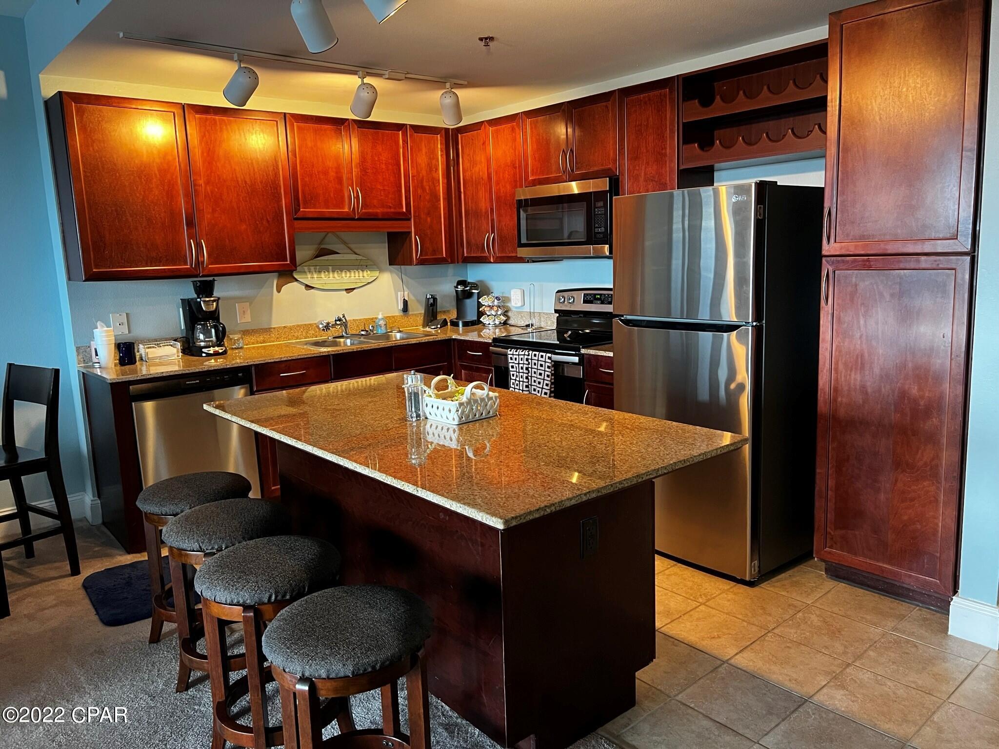 Laketown Wharf - Residential