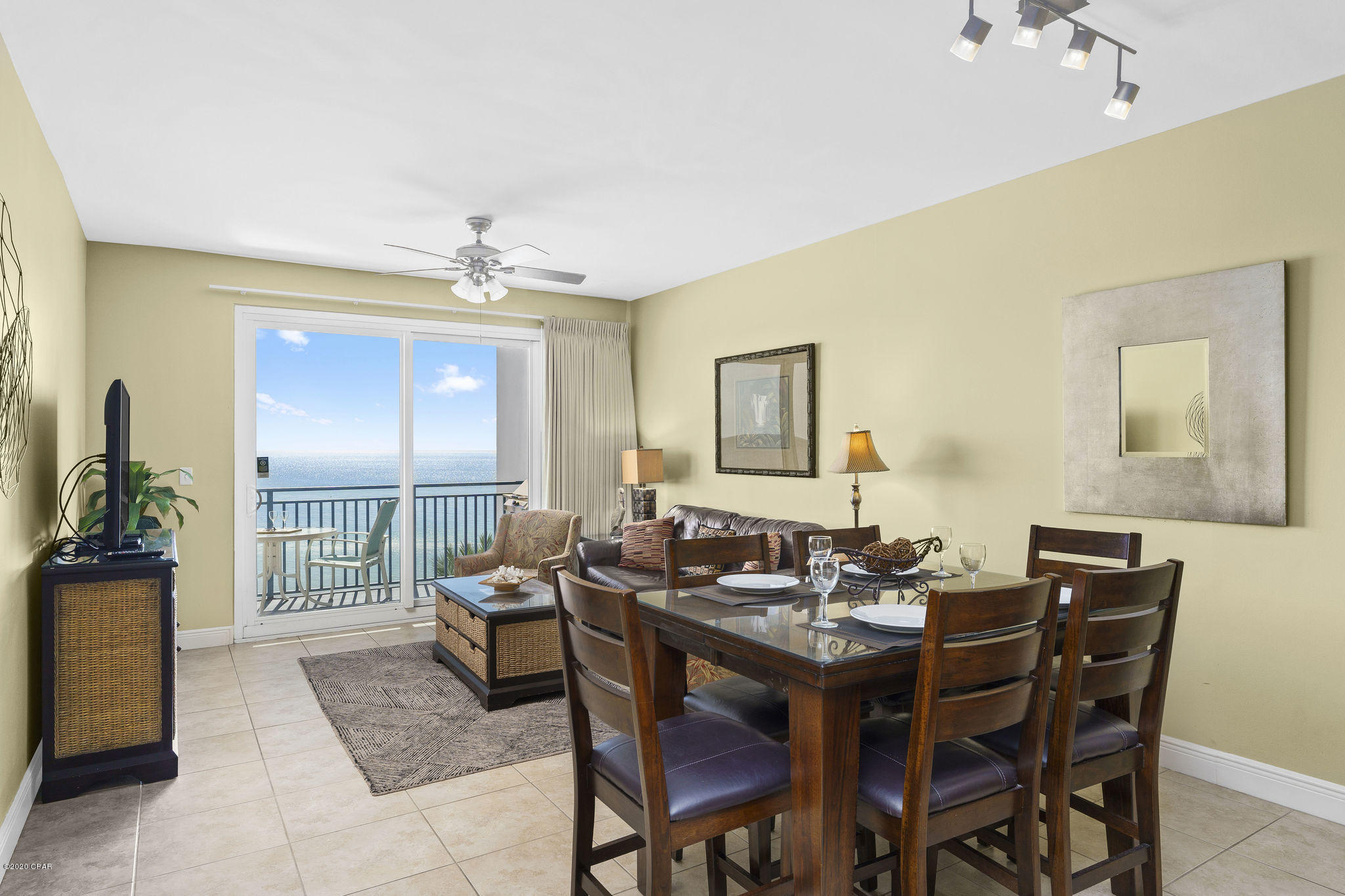 Sterling Breeze - Residential