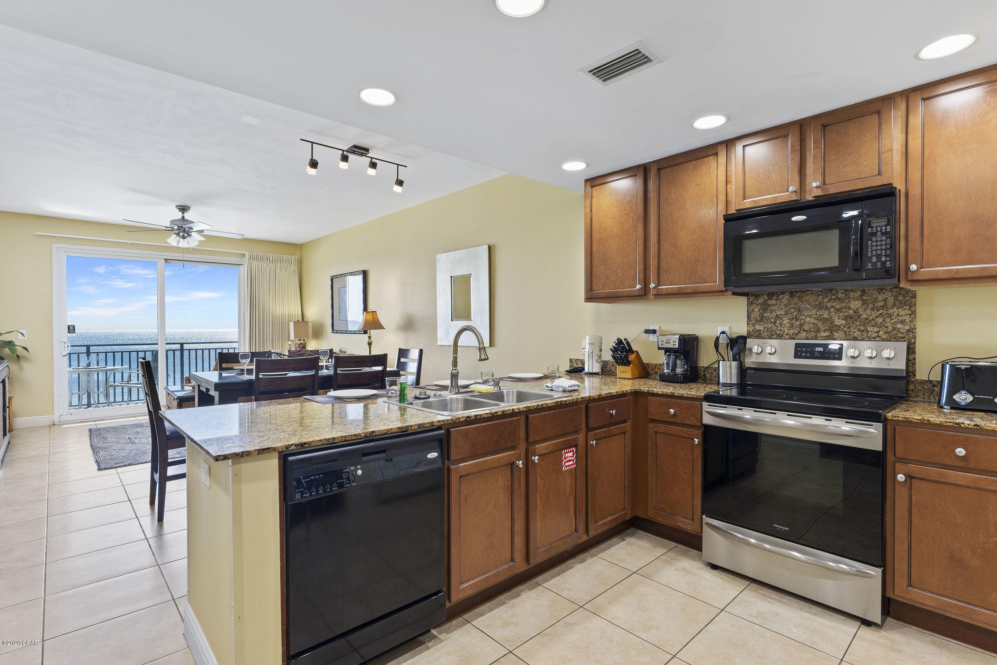 Sterling Breeze - Residential