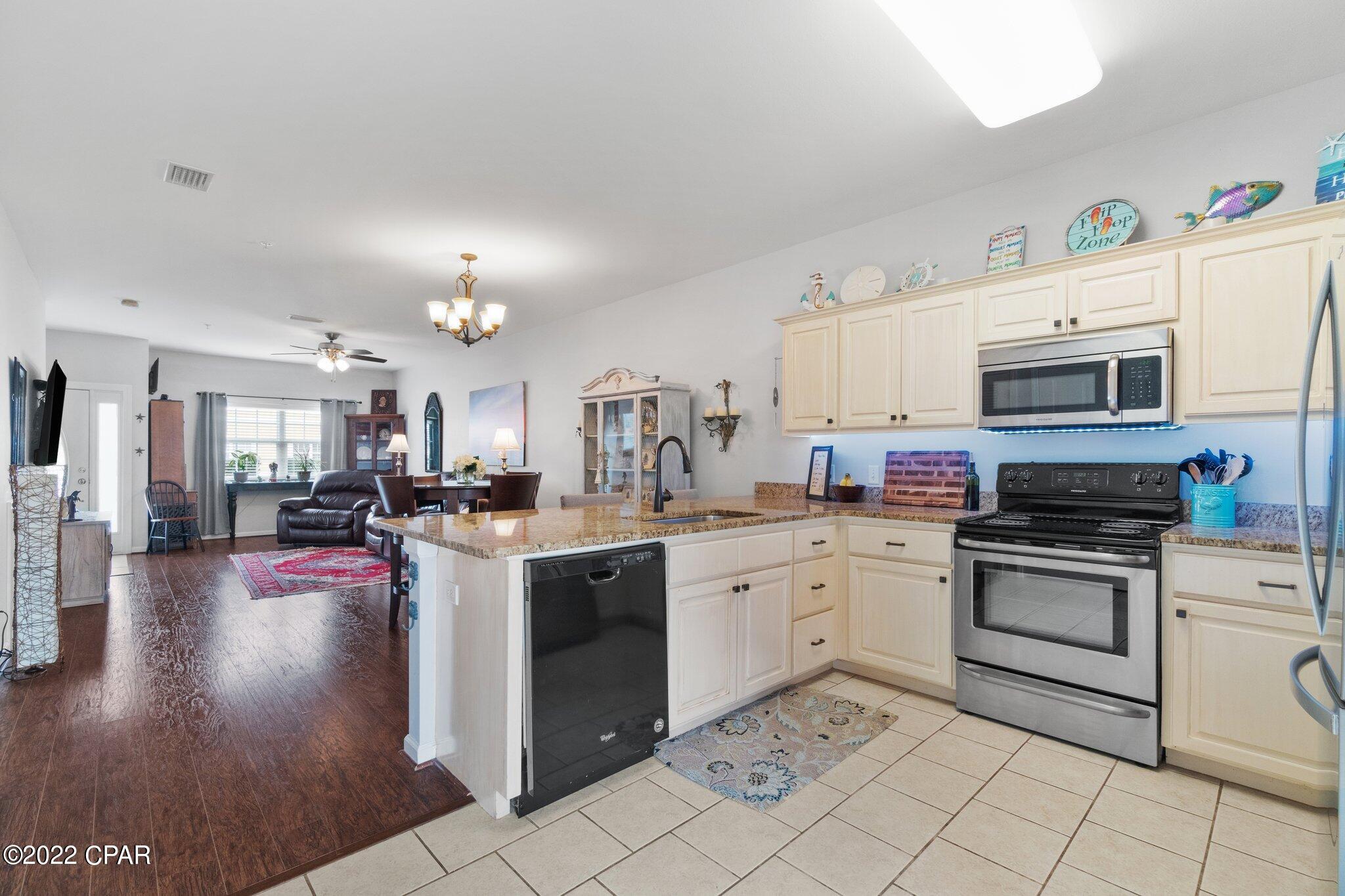 Annabella's Townhomes - Residential