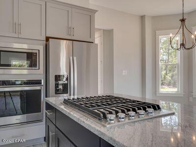 Lagoon Manor - Residential