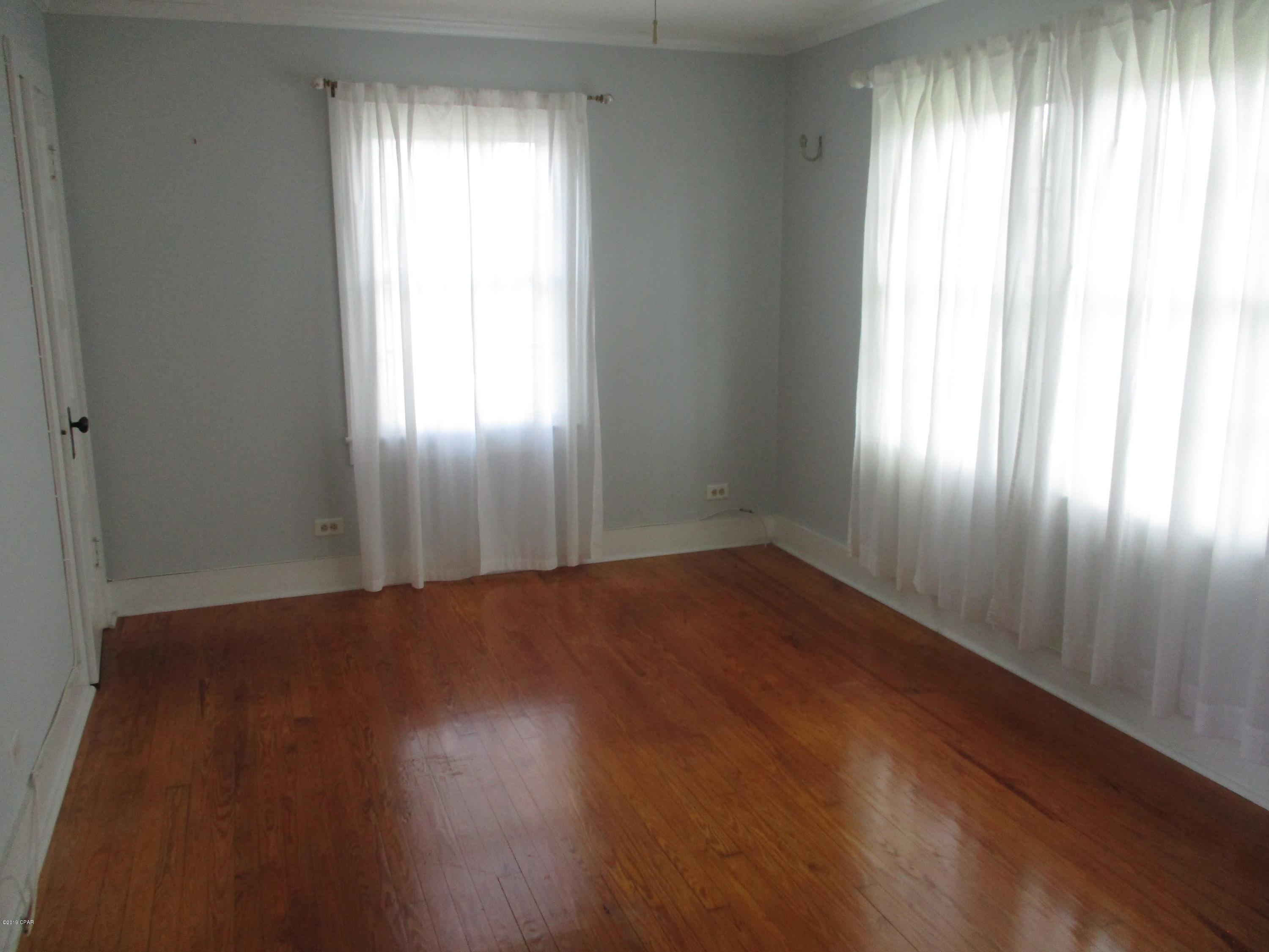 Sudduths 1st Add - Residential