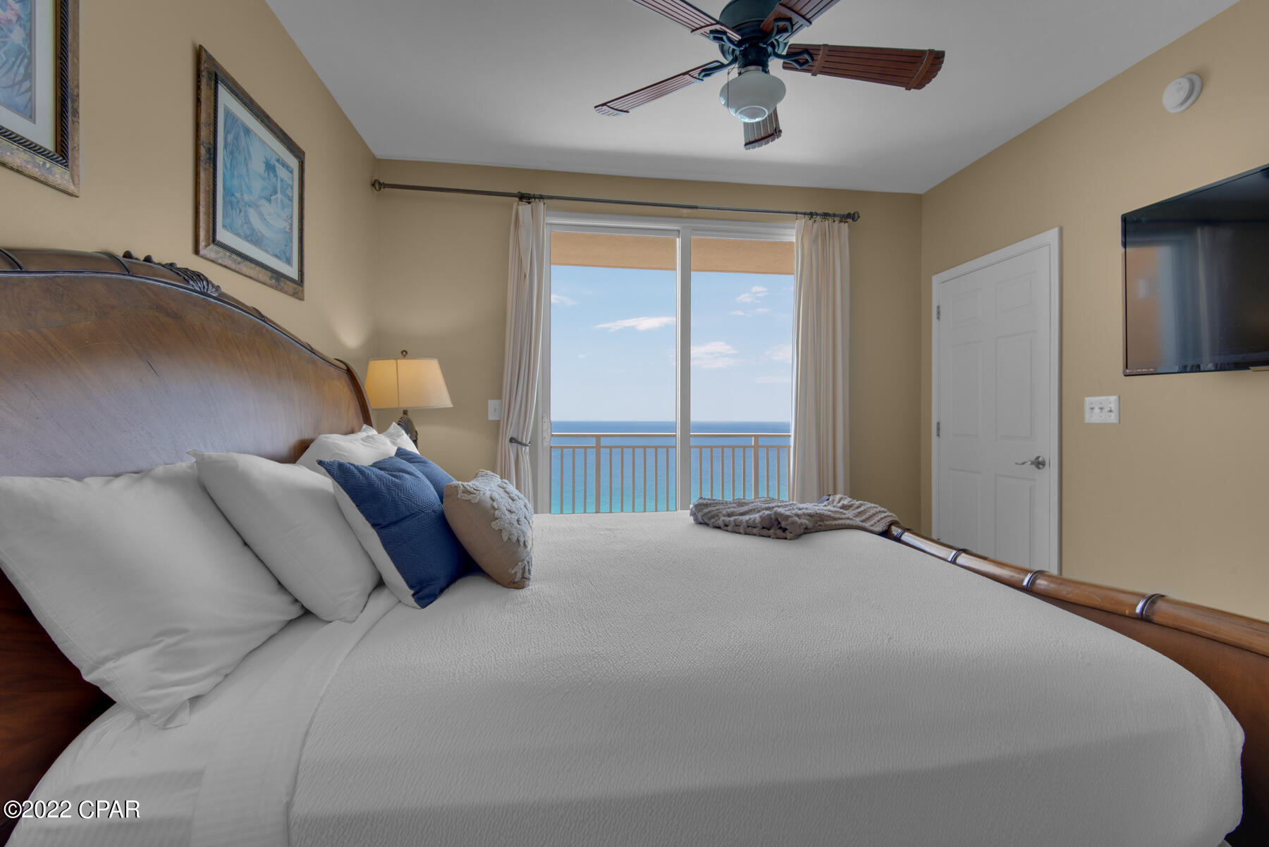 Splash Condo - Residential