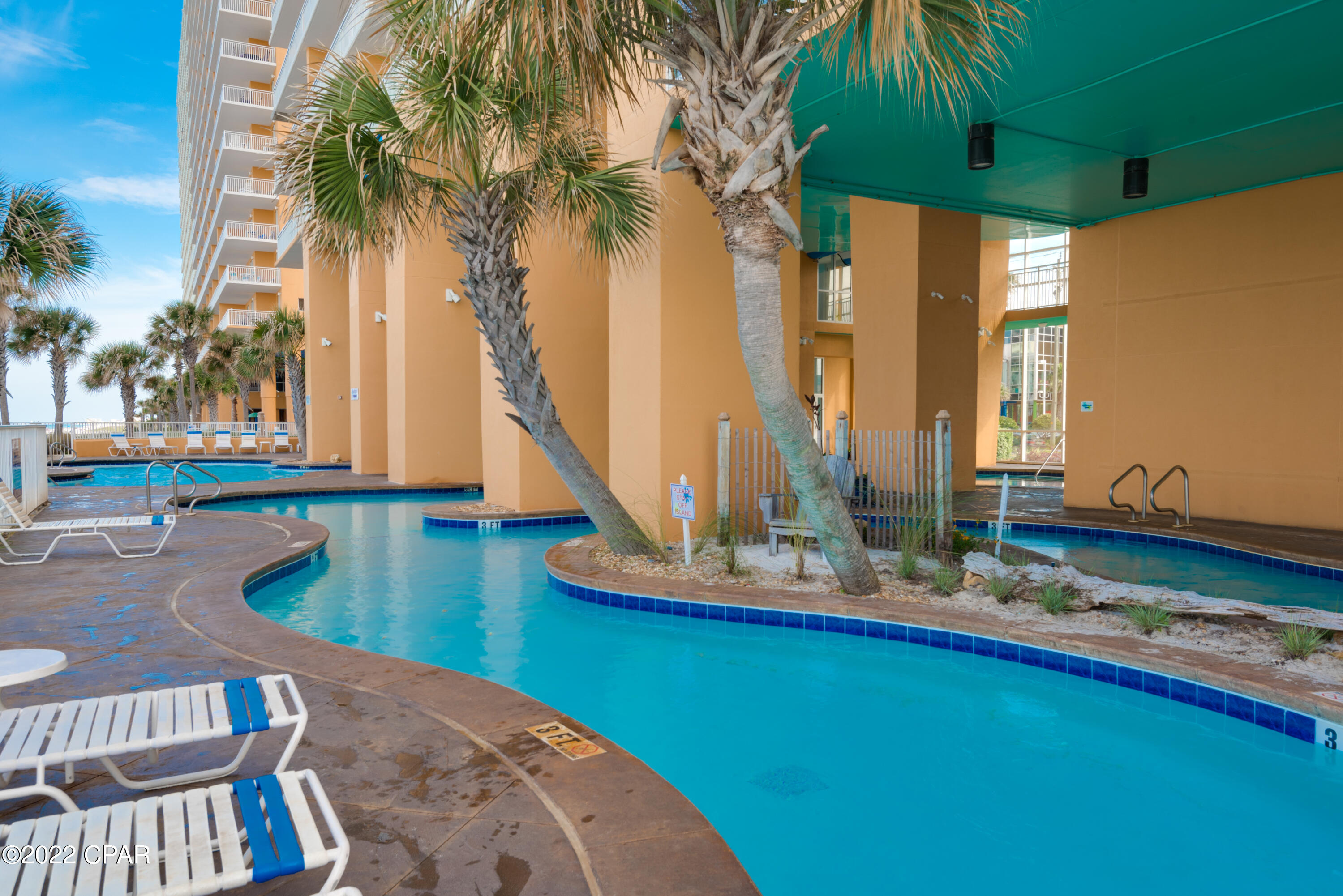 Splash Condo - Residential