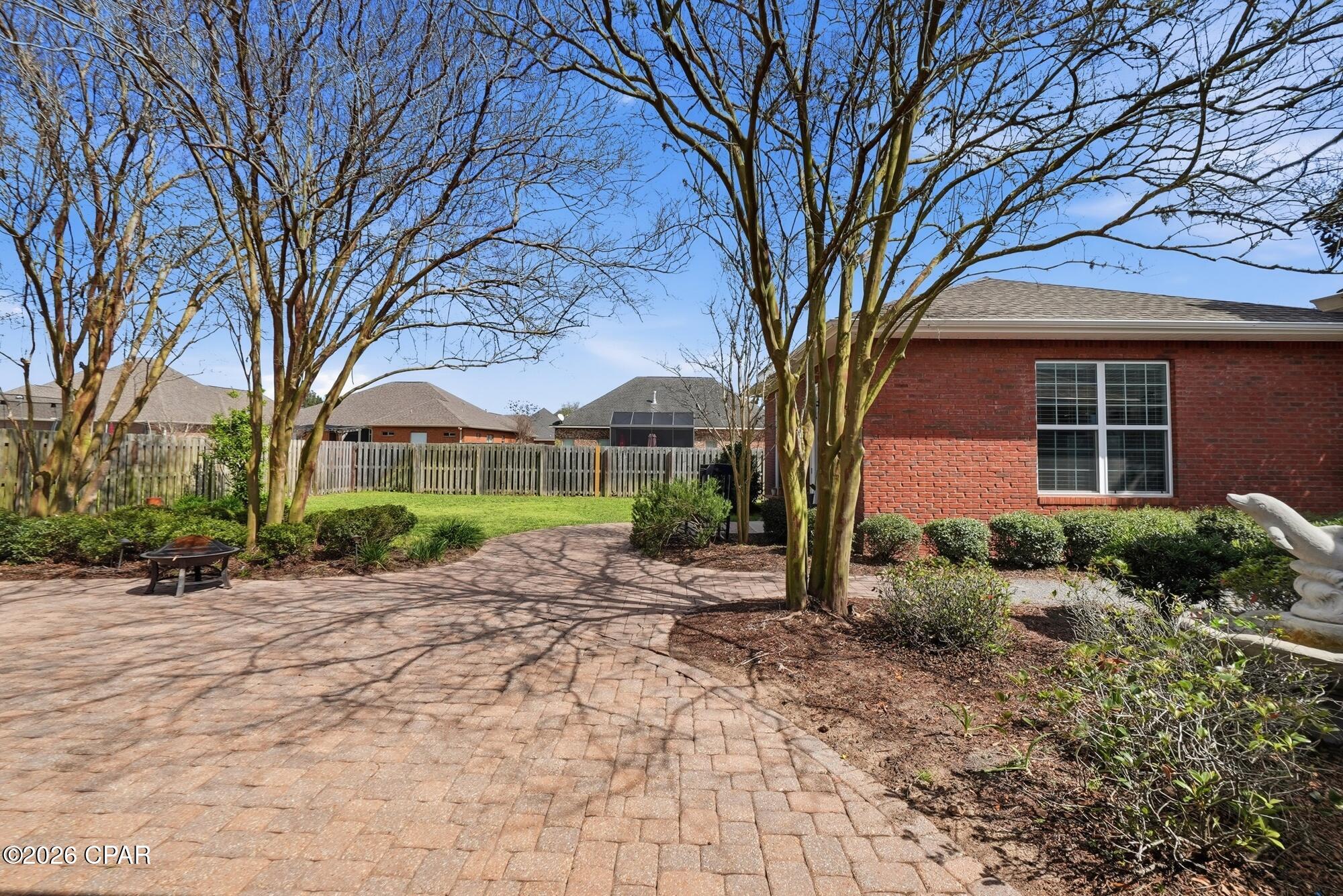 The Meadows & The Pointe - Residential