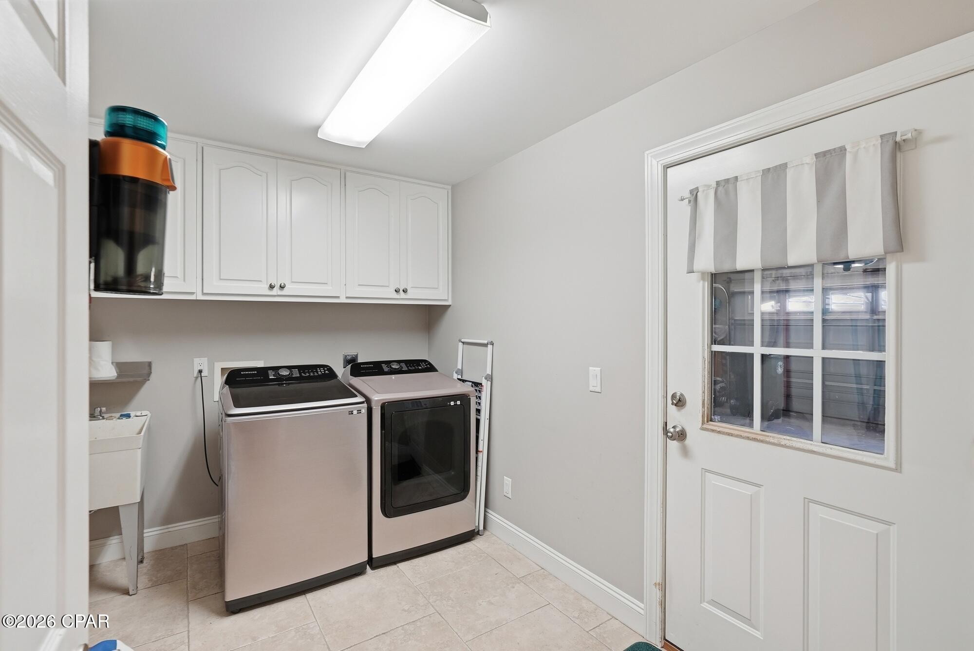 The Meadows & The Pointe - Residential