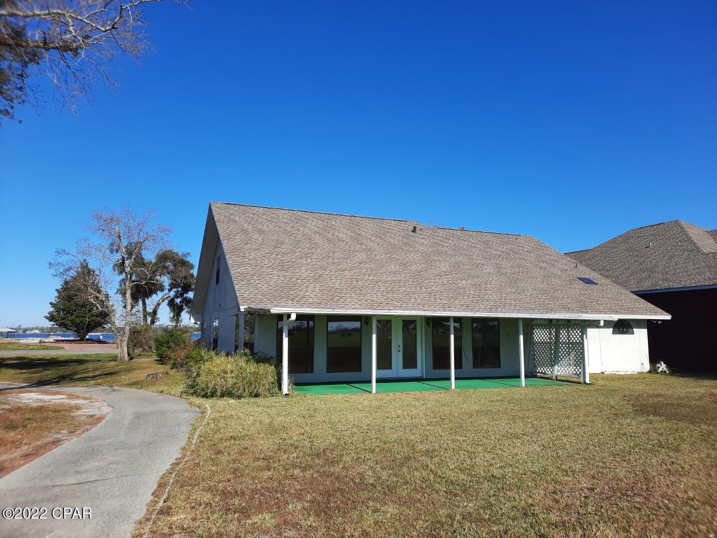 Bay Breeze - Residential