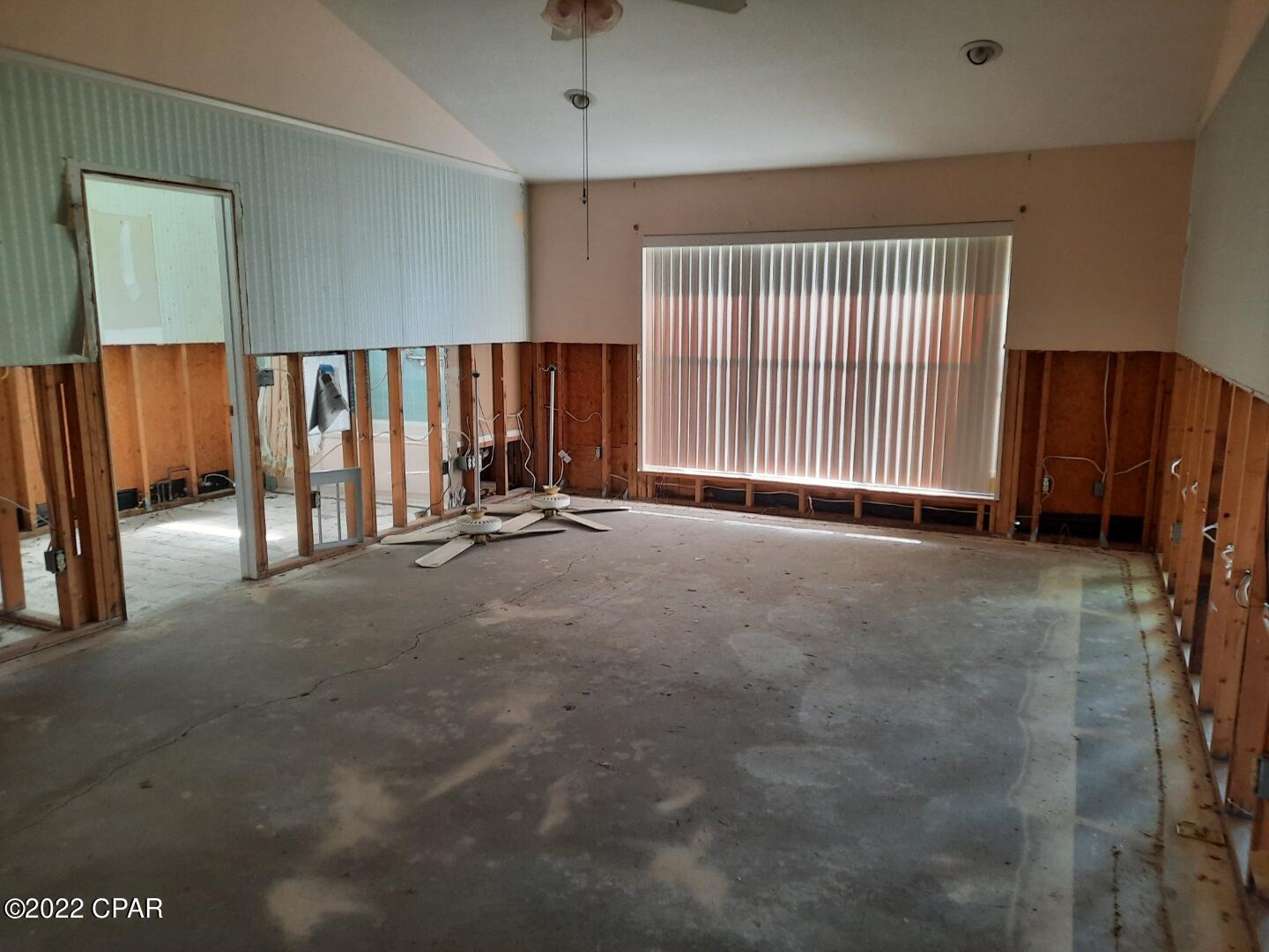 Bay Breeze - Residential