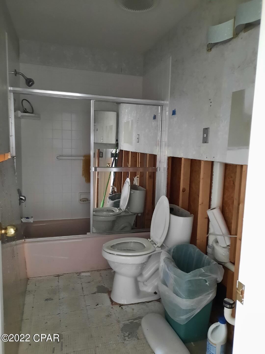 Bay Breeze - Residential